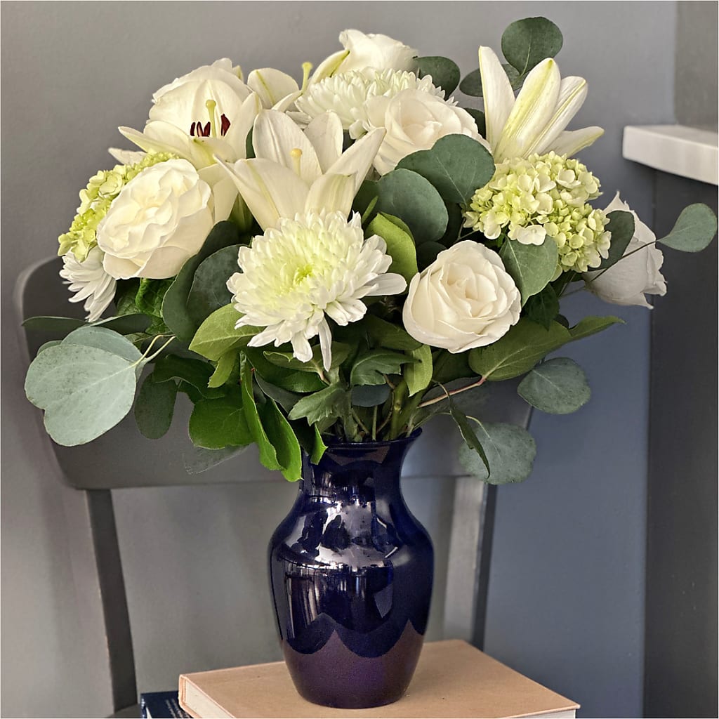 Snowy Dreams Bouquet –  Normandy Flower Shop, Inc., Muncie IN